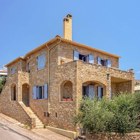 Orfea'S Place Riglia Exterior photo